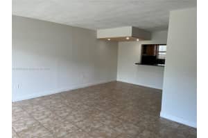 9355 Fontainebleau Blvd APT C222, Miami, FL 33172, Sold 12/02/22