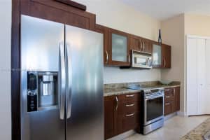 20000 E Country Club Dr APT 408, Aventura, FL 33180, Sold 05/30/23