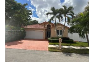 7492 NW 169th Ln, Hialeah, FL 33015, Sold 12/12/22