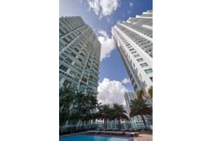 41 SE 5th St APT 2004, Miami, FL 33131, Sold 02/13/23