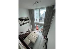 41 SE 5th St APT 2004, Miami, FL 33131, Sold 02/13/23