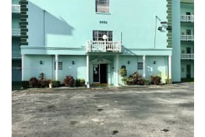 4401 NW 41st St, Lauderdale Lakes, FL 33319, Sold 03/17/23
