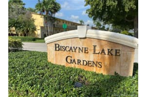20201 NE 29th Ct APT D217, Aventura, FL 33180, Sold 12/17/22