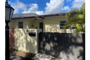 13838 Kendale Lakes Dr, Miami, FL 33183, Sold 01/13/23