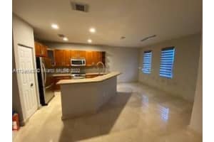 7415 NW 107th Path, Doral, FL 33178, Sold 12/05/22
