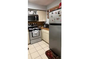 5701 W 25th Ct APT 111, Hialeah, FL 33016, Sold 03/31/23