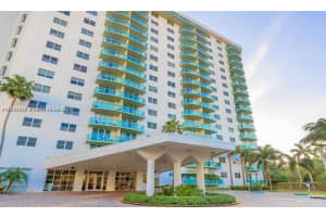 19380 Collins Ave APT 605, Sunny Isles Beach, FL 33160, Sold 12/08/22