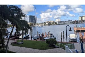 400 Golden Isles Dr APT 4, Hallandale Beach, FL 33009, Sold 12/19/22
