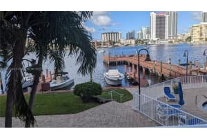 400 Golden Isles Dr APT 4, Hallandale Beach, FL 33009, Sold 12/19/22