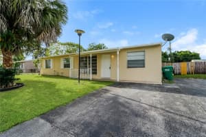 4914 SW 20th St, Fort Lauderdale, FL 33317, Sold 01/10/23