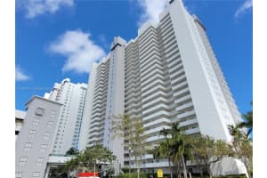 14951 Royal Oaks Ln APT 501, North Miami, FL 33181, Sold 02/10/23