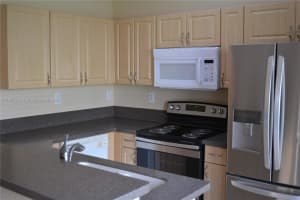 9020 W Flagler St APT 10, Miami, FL 33174, Sold 12/08/22