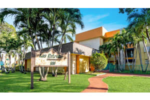606 W 81st St, Hialeah, FL 33014, Sold 12/20/22