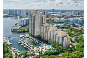 3340 NE 190th St, Miami, FL 33180, Sold 12/20/22