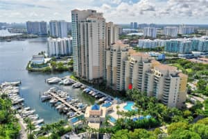 3340 NE 190th St, Miami, FL 33180, Sold 12/20/22