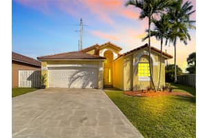 16901 NW 75th Ct, Hialeah, FL 33015, Sold 01/03/23