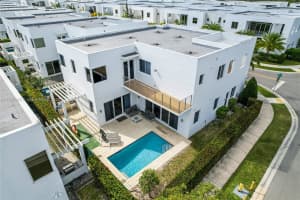 10042 NW 76th Terrace, Doral, FL 33178, Sold 01/19/23