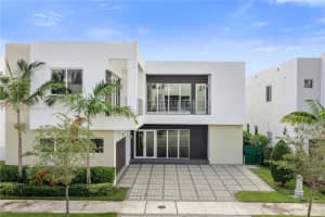 10082 NW 77th St, Doral, FL 33178, Sold 12/30/22