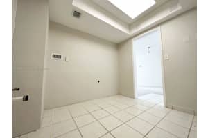 3180 S Ocean Dr APT 706, Hallandale Beach, FL 33009, Sold 04/17/23