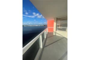 1301 NE Miami Gardens Dr, Miami, FL 33179, Sold 12/21/22