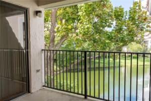 10101 W Sunrise Blvd APT 301, Plantation, FL 33322, Sold 12/29/22