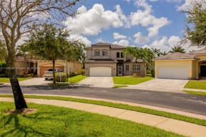 2917 Augusta Dr, Homestead, FL 33035, Sold 12/22/22