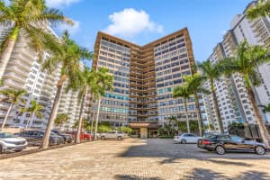 3800 Galt Ocean Dr, Fort Lauderdale, FL 33308, Sold 12/29/22