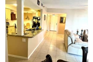 955 Egret Cir APT 304, Delray Beach, FL 33444, Sold 05/31/23