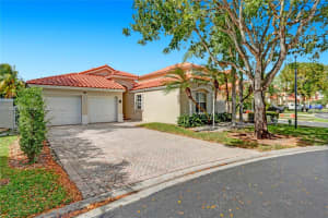 5228 NW 106th Ct, Doral, FL 33178, Sold 02/03/23