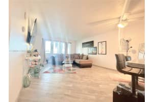 18901 NE 14th Ave APT 104, Miami, FL 33179, Sold 01/03/23