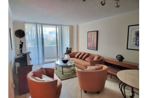 2000 N Bayshore Dr, Miami, FL 33137, Sold 01/04/23