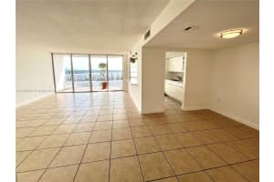 18021 Biscayne Blvd APT 1404, Aventura, FL 33160, Sold 12/30/22