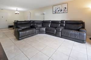 9682 Fontainebleau Blvd, Miami, FL 33172, Sold 02/21/23