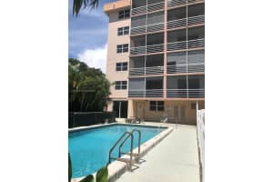 1830 Dixianna St, Hollywood, FL 33020, Sold 04/05/23