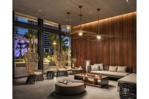 88 SW 7th St Apt 3101, Miami, FL 33130, Sold 03/31/23