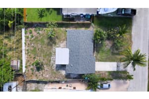 506 NW 8th St, Boynton Beach, FL 33426, Sold 01/19/23