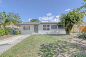 506 NW 8th St, Boynton Beach, FL 33426, Sold 01/19/23