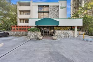 2201 Brickell Ave APT 89, Miami, FL 33129, Sold 03/17/23