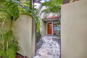 3425 Torremolinos Ave, Doral, FL 33178, Sold 01/19/23