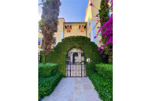 4812 Pine Tree Dr, Miami Beach, FL 33140, Sold 12/15/22