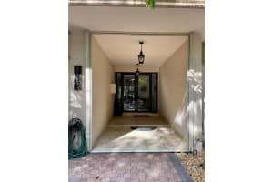 6146 Paradise Point Dr #6146, Palmetto Bay, FL 33157, Sold 03/24/23