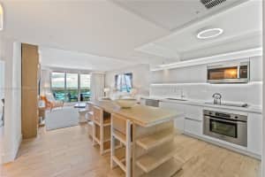 102 24th St APT 1127, Miami Beach, FL 33139, Sold 05/01/23