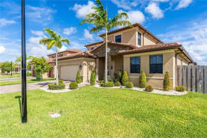 2375 SE 2nd St, Homestead, FL 33033, Sold 05/25/23