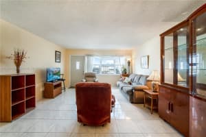 401 Golden Isles Dr APT 1114, Hallandale Beach, FL 33009, Sold 12/28/22