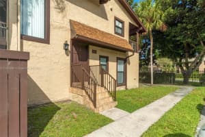 1751 Bayberry Dr, Pembroke Pines, FL 33024, Sold 03/20/23