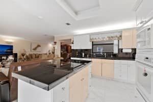 1751 Bayberry Dr, Pembroke Pines, FL 33024, Sold 03/20/23