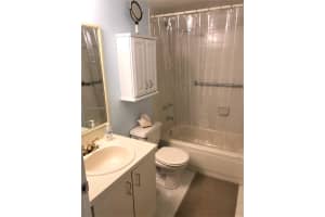 8590 SW 212th St APT 104, Cutler Bay, FL 33189, Sold 12/12/22