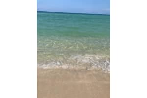 6039 Collins Ave APT 1707, Miami Beach, FL 33140, Sold 12/29/22