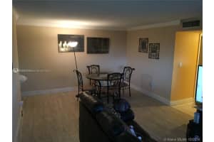 492 NW 165th St, Miami, FL 33169, Sold 02/10/23