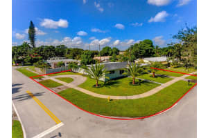 849 Fairway Dr, Plantation, FL 33317, Sold 03/16/23